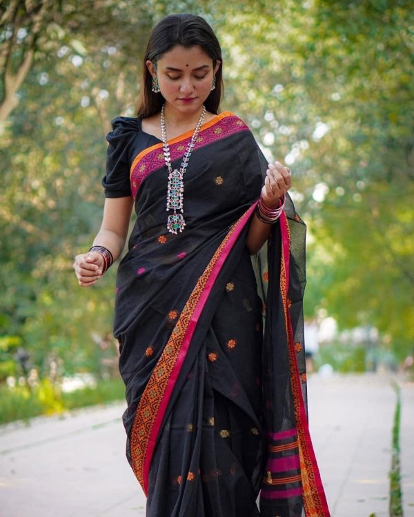 প্রিমিয়াম সুতি শাড়ি 